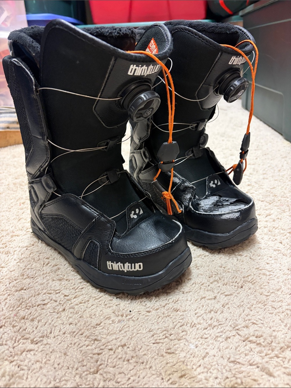 thirtytwo Women's Black Snowboard Boots with BOA Laces